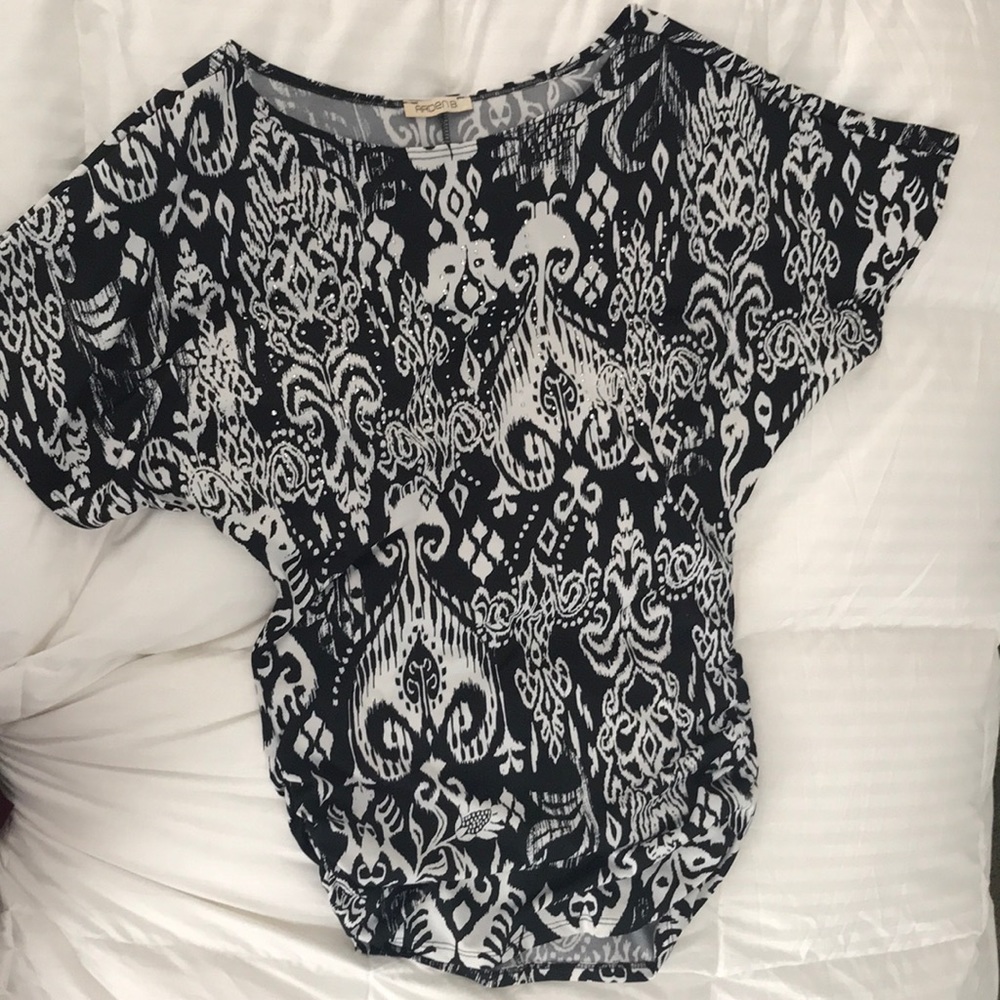 Arden B tunic